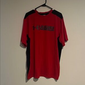 ♻️ Under Armour shirt